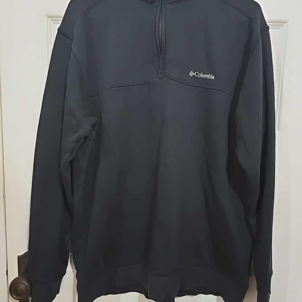 Columbia Black‎ Quarter-Zip Pullover